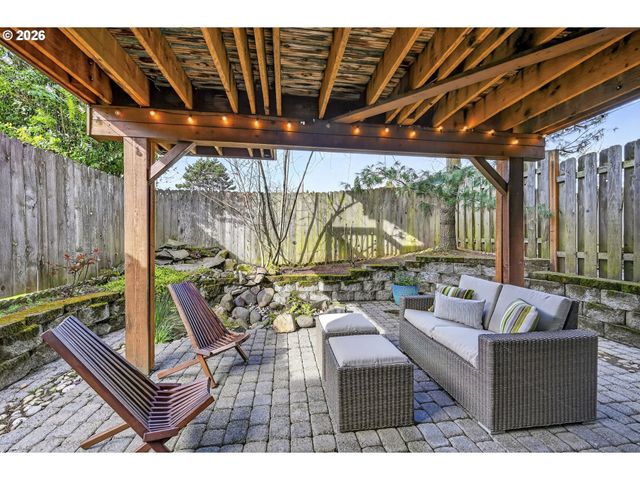 5603 Se OAK St, Portland, OR 97215