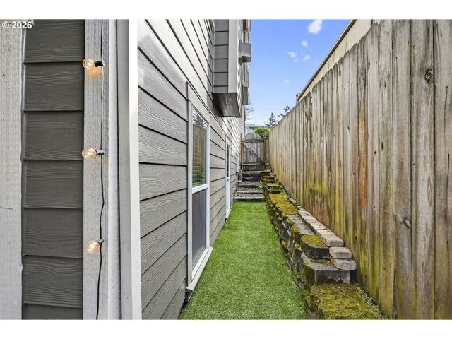 5603 Se OAK St, Portland, OR 97215