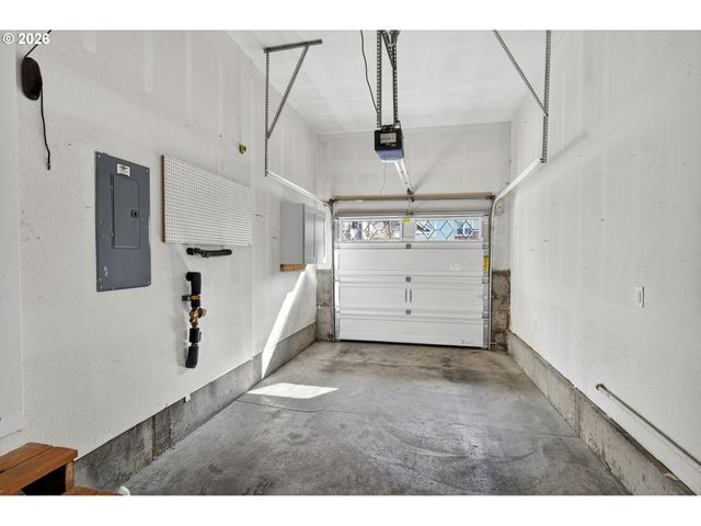 5603 Se OAK St, Portland, OR 97215