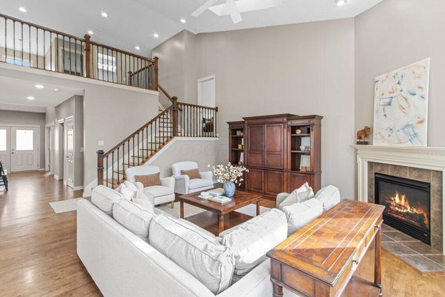 5562 Alston Grove Drive, Westerville, OH 43082