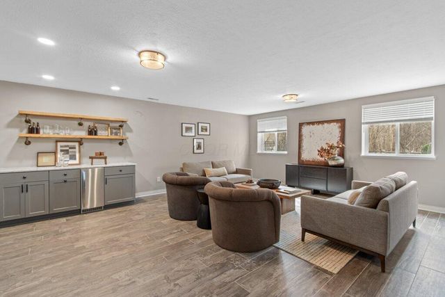 5562 Alston Grove Drive, Westerville, OH 43082