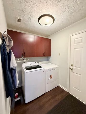 3349 Hampton Trace Court, Buford, GA 30519