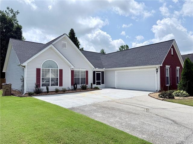 3349 Hampton Trace Court, Buford, GA 30519