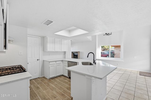 5723 TY COBB Place, El Paso, TX 79934