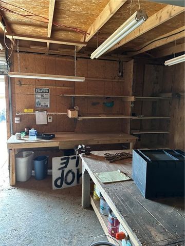 109 N Davis Avenue, Plainview, AR 72857