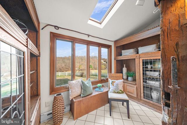 19 MEMEL DR, Thornton, PA 19373