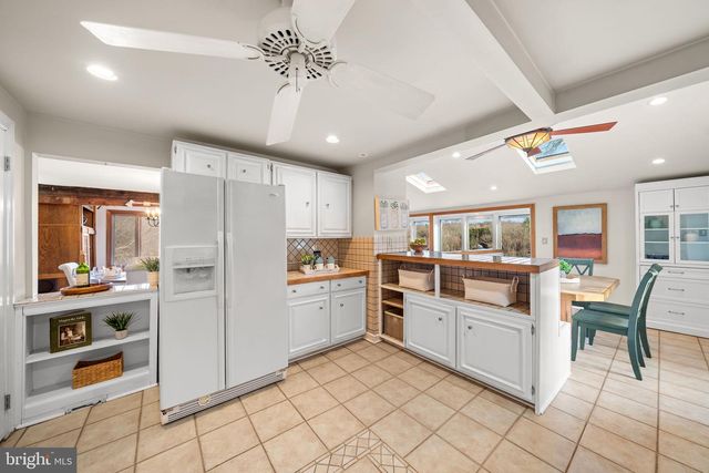 19 MEMEL DR, Thornton, PA 19373