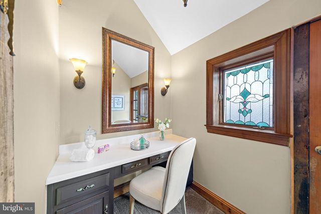 19 MEMEL DR, Thornton, PA 19373