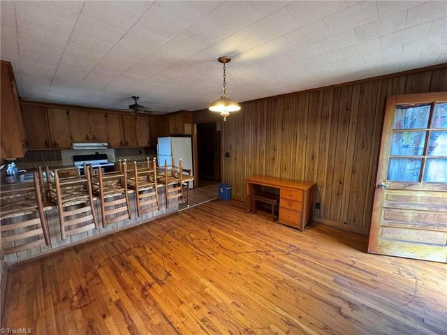 894 Traphill Mill Road, Traphill, NC 28685
