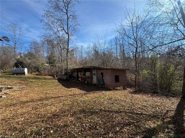 894 Traphill Mill Road, Traphill, NC 28685