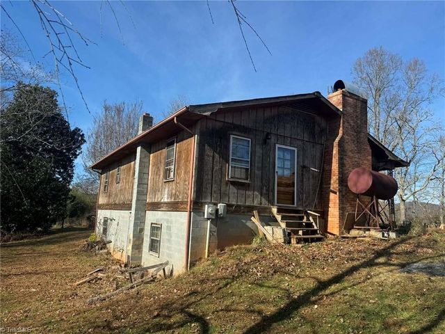 894 Traphill Mill Road, Traphill, NC 28685