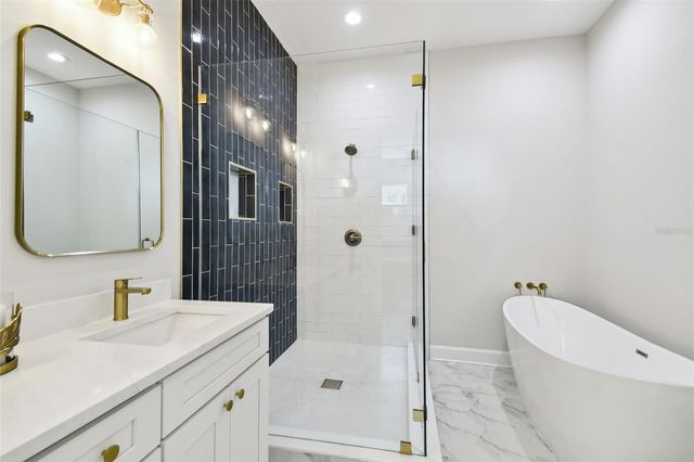 3106 W CHEROKEE AVENUE, Tampa, FL 33611