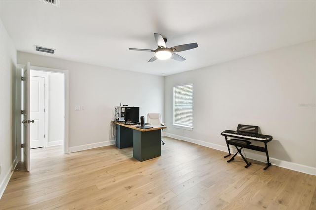 3106 W CHEROKEE AVENUE, Tampa, FL 33611