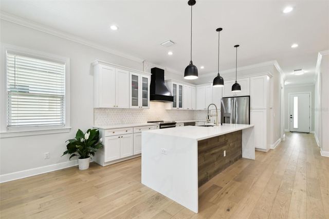 3106 W CHEROKEE AVENUE, Tampa, FL 33611