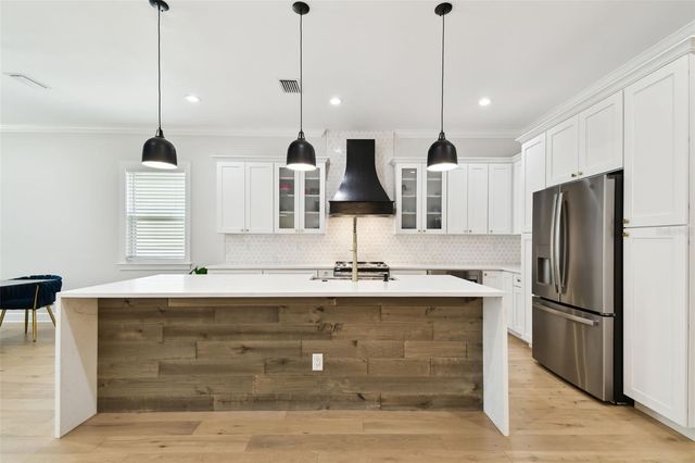 3106 W CHEROKEE AVENUE, Tampa, FL 33611