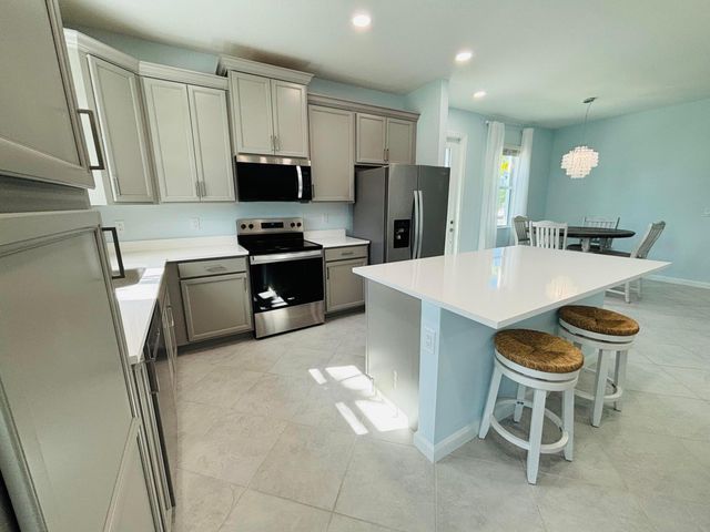 4302 Brookgreen Square, Westlake, FL 33470