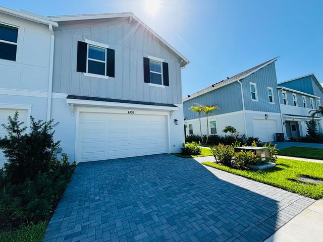 4302 Brookgreen Square, Westlake, FL 33470