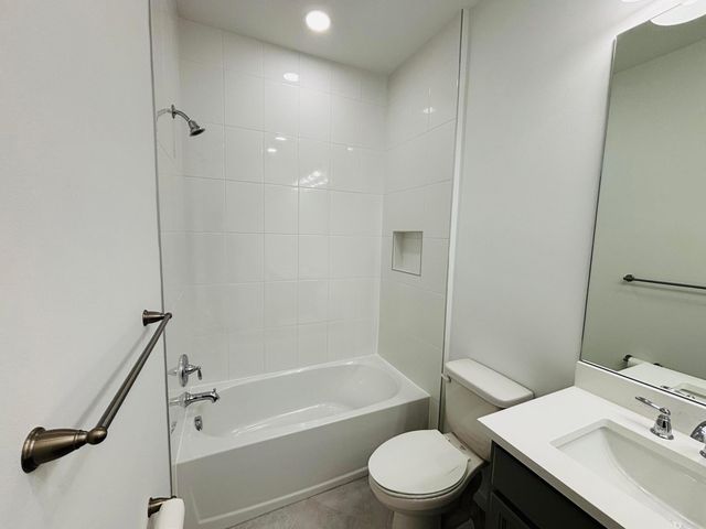 4302 Brookgreen Square, Westlake, FL 33470