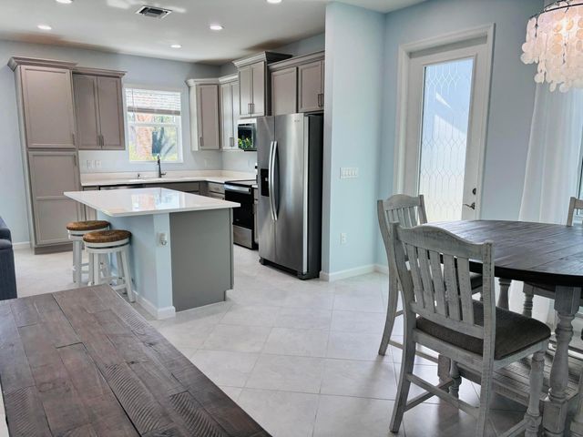 4302 Brookgreen Square, Westlake, FL 33470