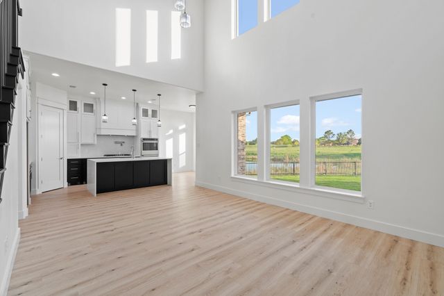 1703 Carnoustie Drive, Ennis, TX 75119