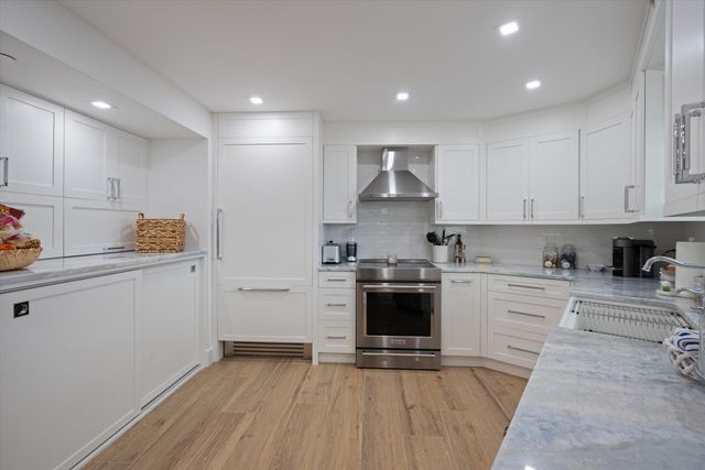 19800 S Sandpointe Bay Drive 510, Tequesta, FL 33469