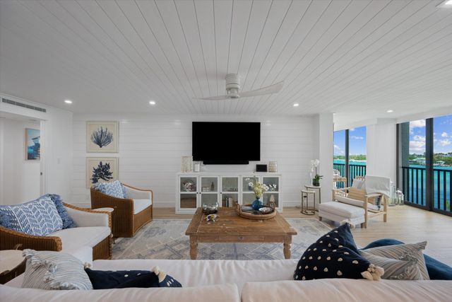19800 S Sandpointe Bay Drive 510, Tequesta, FL 33469