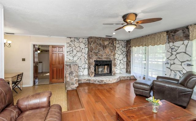 17902 BURNSIDE ROAD, Lutz, FL 33548