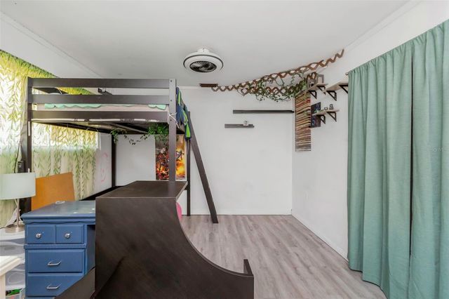 17902 BURNSIDE ROAD, Lutz, FL 33548