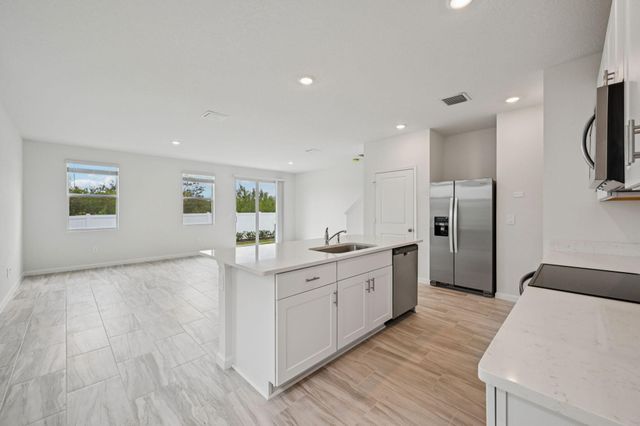 568 Salisbury Circle, Fort Pierce, FL 34982