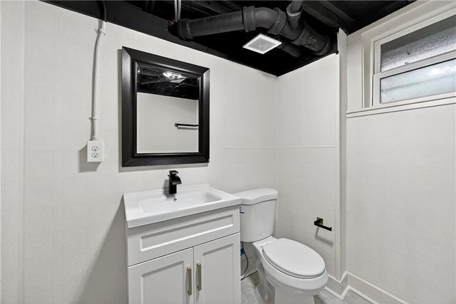 201 E simon NW Terrace, Atlanta, GA 30318