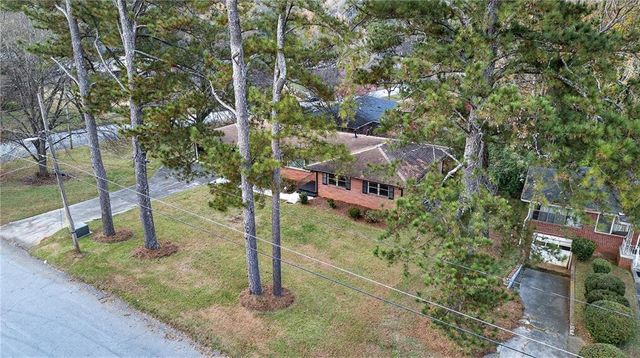 201 E simon NW Terrace, Atlanta, GA 30318