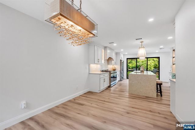 836 Hemlock Court T165, Norwood, NJ 07648