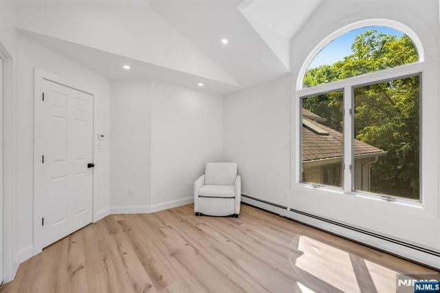 836 Hemlock Court T165, Norwood, NJ 07648