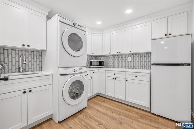 836 Hemlock Court T165, Norwood, NJ 07648