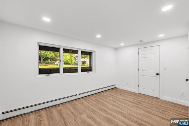 836 Hemlock Court T165, Norwood, NJ 07648