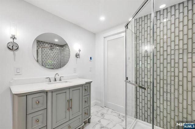 836 Hemlock Court T165, Norwood, NJ 07648