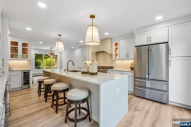 836 Hemlock Court T165, Norwood, NJ 07648