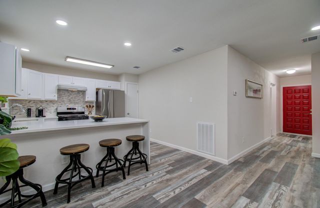 9406 Autauga Street, Houston, TX 77080
