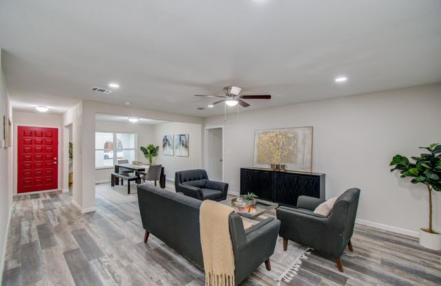 9406 Autauga Street, Houston, TX 77080