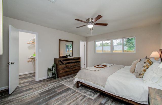 9406 Autauga Street, Houston, TX 77080