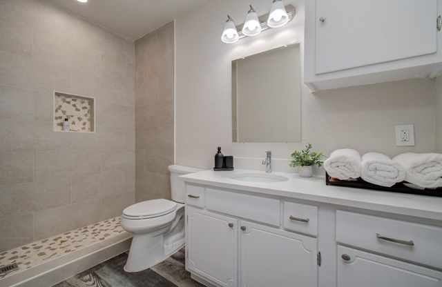 9406 Autauga Street, Houston, TX 77080