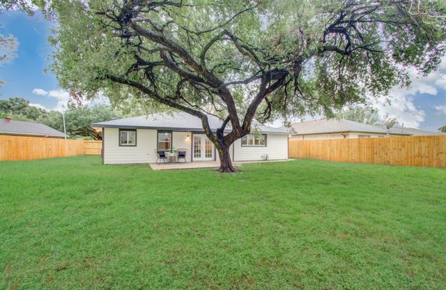 9406 Autauga Street, Houston, TX 77080