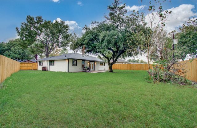 9406 Autauga Street, Houston, TX 77080