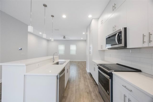 1330 W GRAY STREET 5, Tampa, FL 33606