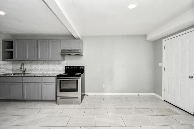 7919 Brays Street D, Houston, TX 77012