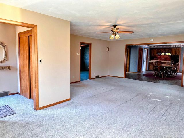 1202 S 9th Street, Prairie Du Chien, WI 53821