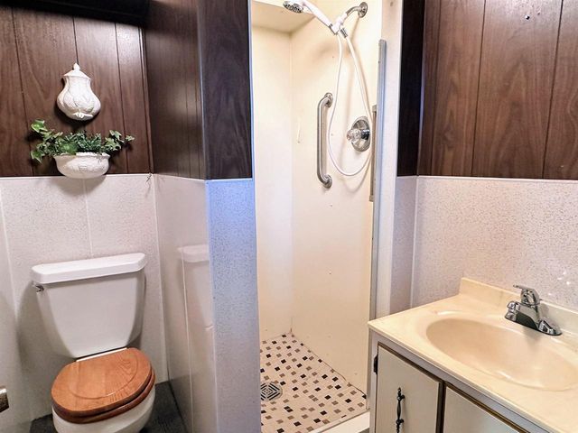 1202 S 9th Street, Prairie Du Chien, WI 53821