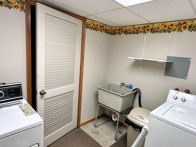 1202 S 9th Street, Prairie Du Chien, WI 53821