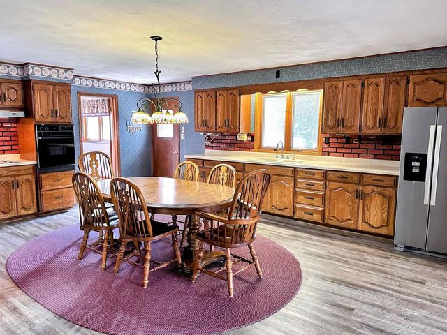 1202 S 9th Street, Prairie Du Chien, WI 53821