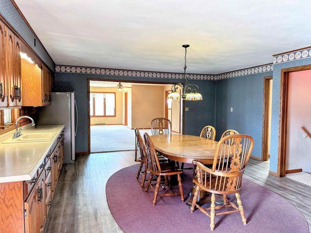 1202 S 9th Street, Prairie Du Chien, WI 53821